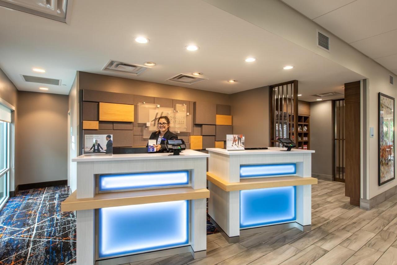 Express & Greenville S - By Ihg Hotel Piedmont